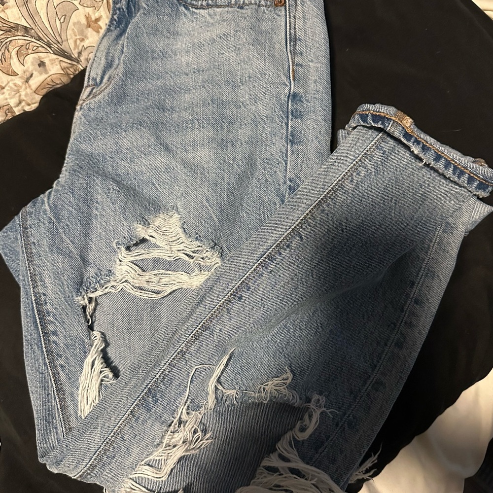 American Eagle Outfitters Light Blue Distressed Boyfriend Jeans